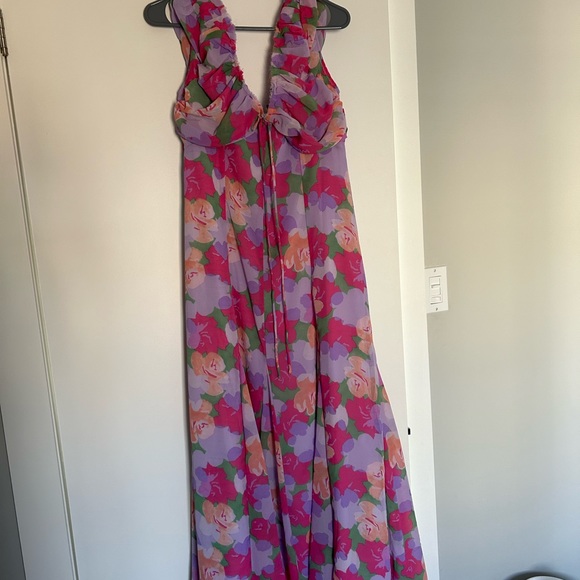 ASOS Ruched Floral Maxi Dress - Picture 2 of 4